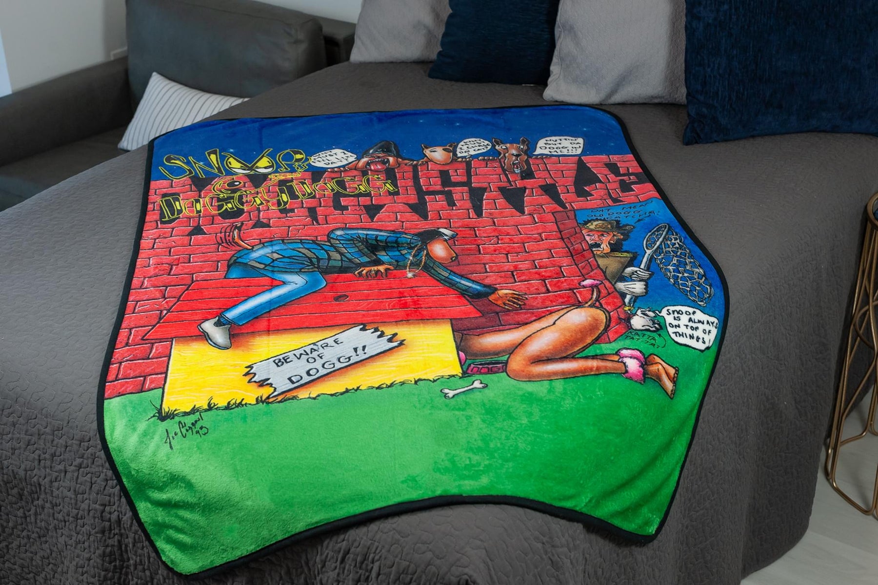 Snoop Dogg Doggystyle Album Cover Large Fleece Throw Blanket | 60 x 45 Inches