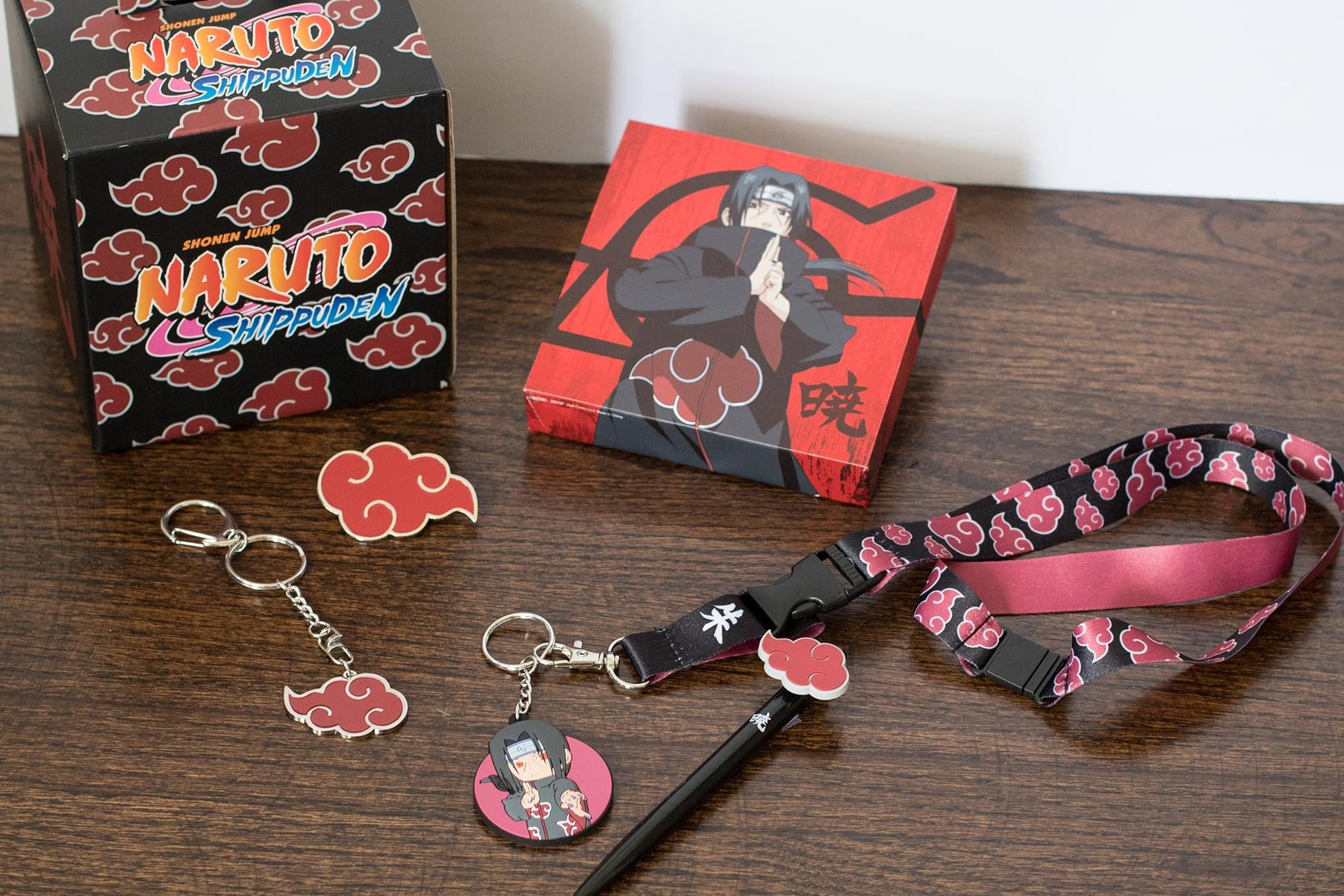 Naruto Shippuden Akatsuki Collector Looksee Box | Includes 5 Themed Collectibles