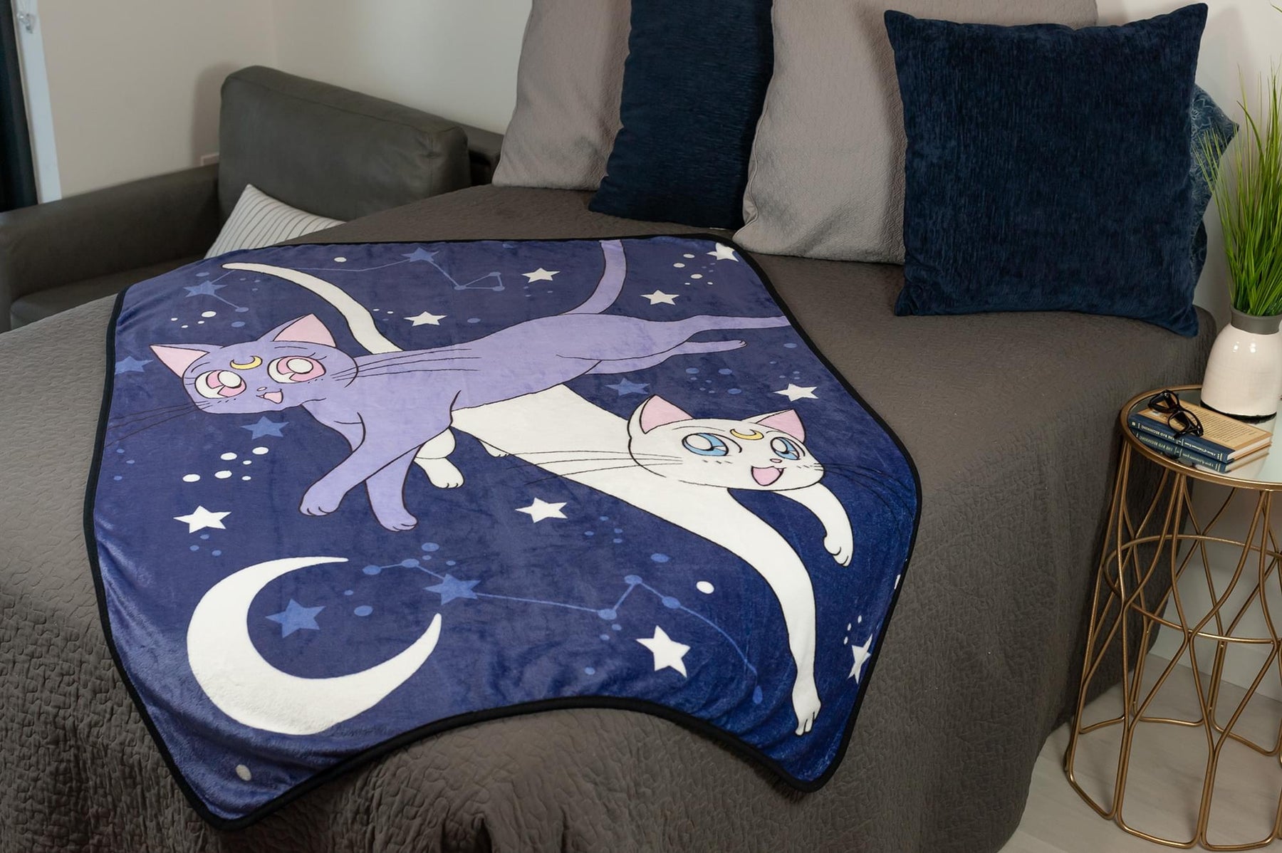 Sailor Moon Luna And Artemis Large Fleece Throw Blanket | 60 x 45 Inches