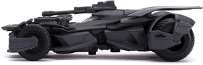 DC Comics 1:32 Batman 2017 Justice League Batmobile Diecast Car and Figure