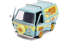 Scooby-Doo Mystery Machine 1:24 Die Cast Vehicle with Figures