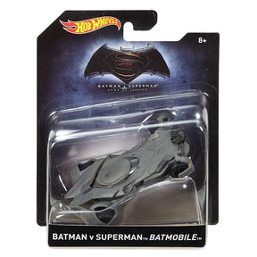 Hot Wheels 1:50 Batman v Superman Batmobile