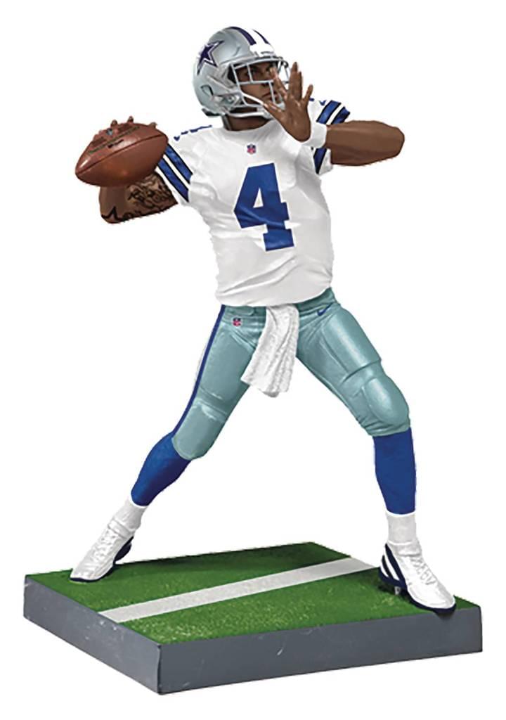 Dallas Cowboys NFL Madden 18 Ultimate Team Series 2 Figure: Dak Prescott