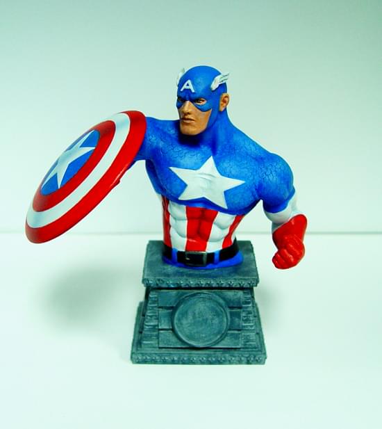 Marvel Captain America Bust Paperweight