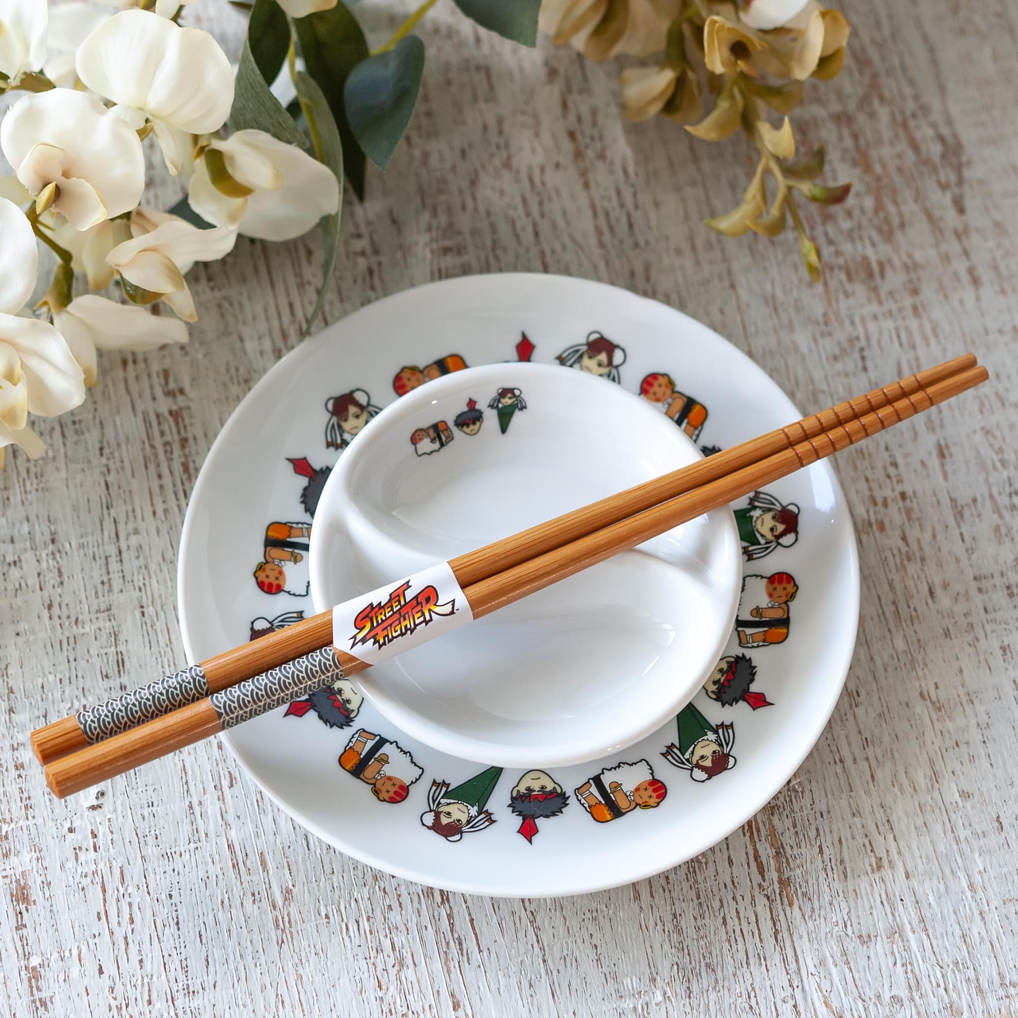Street Fighter Sushi Set with Chopsticks
