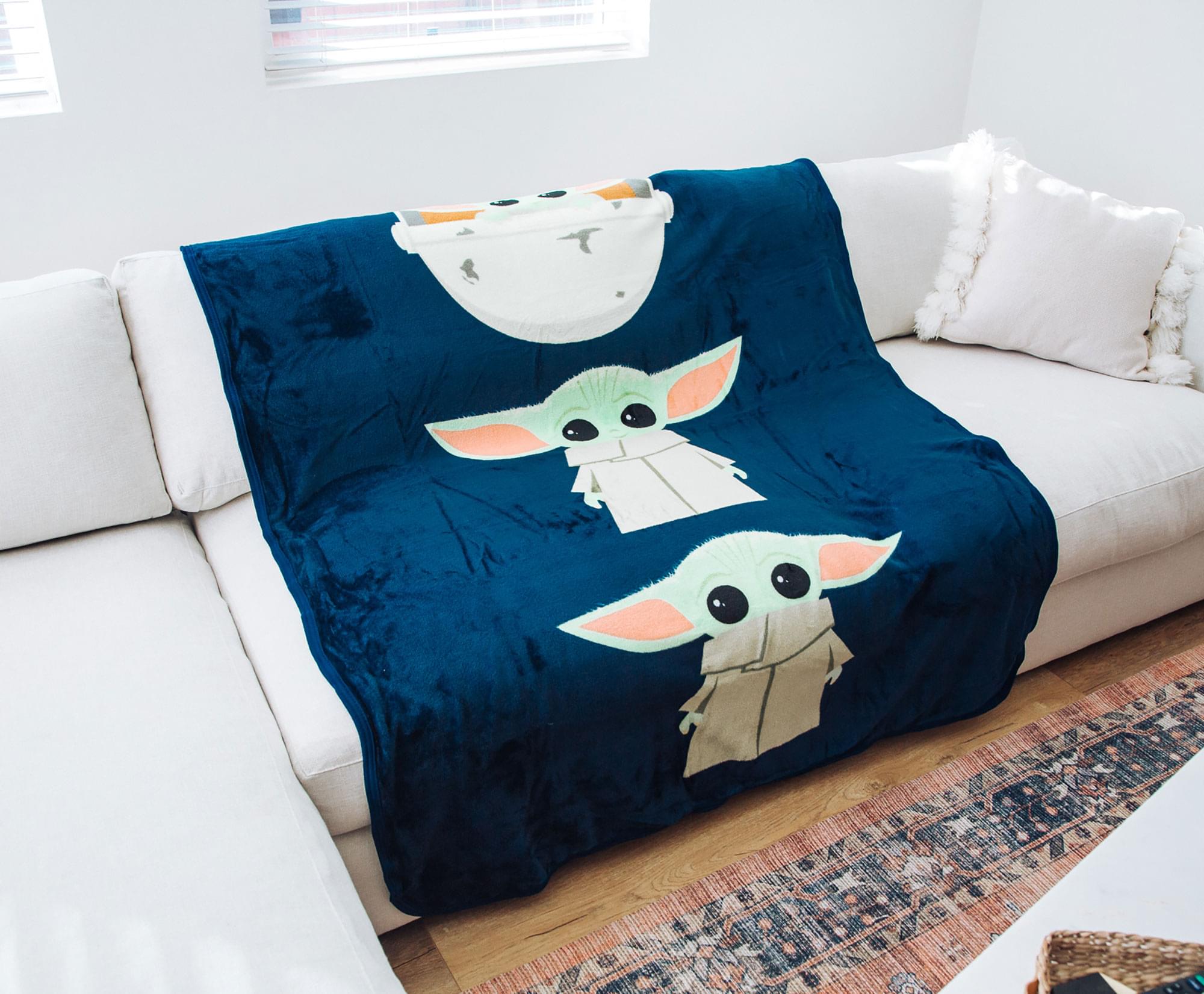Star Wars The Mandalorian Expressions 46 x 60 Inch Silk Touch Throw Blanket