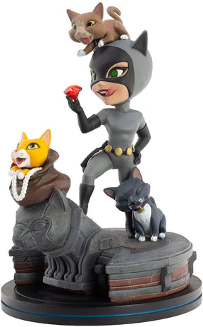 DC Comics Catwoman 5 Inch Q-Fig Elite Diorama