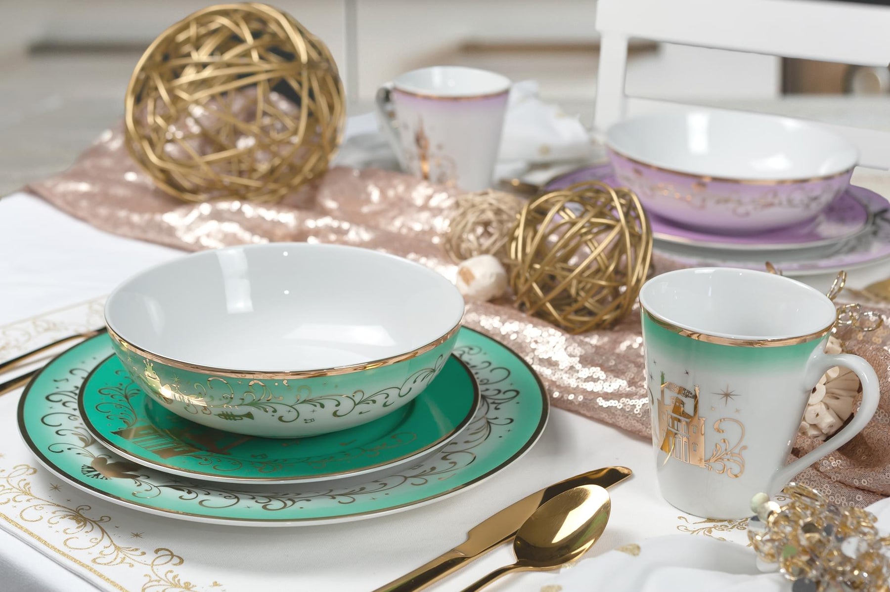 Disney princess 16 piece dinner on sale set