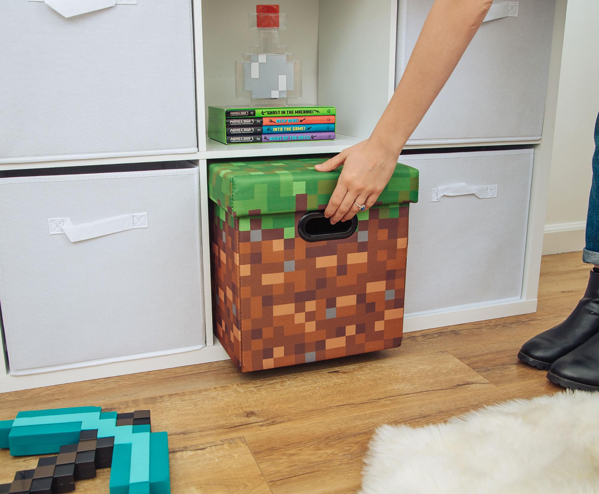 Minecraft Grassy Block Fabric Storage Bin Cube Organizer with Lid | 13 Inches