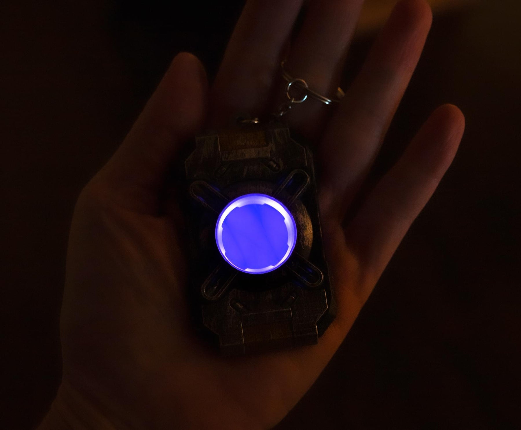 HALO Light-Up Cortana Chip Replica Pendant Keychain
