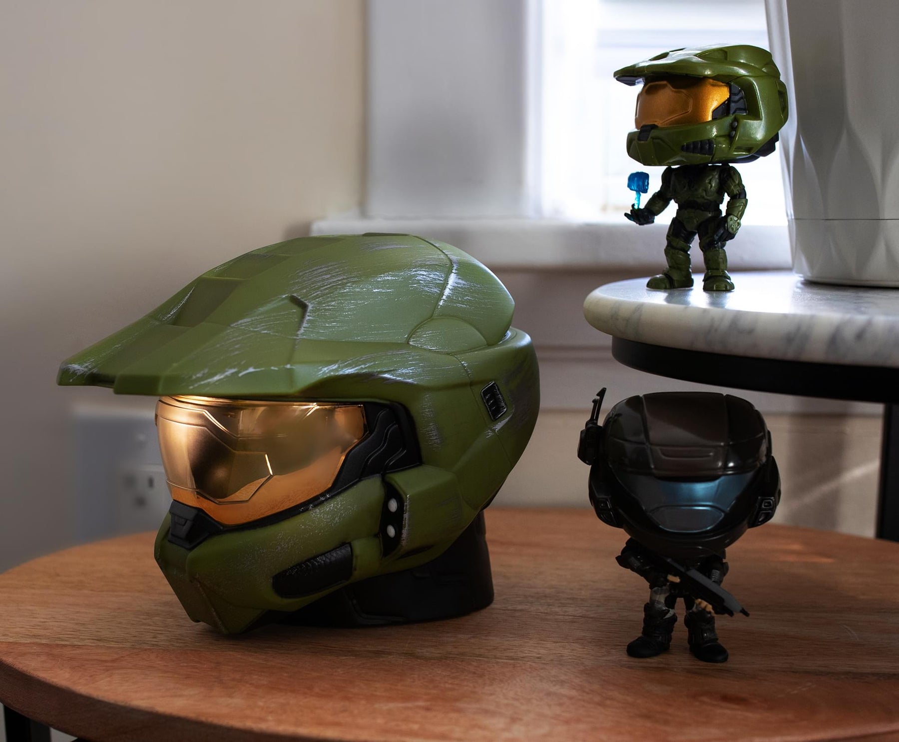 HALO Master Chief Helmet Figural Mood Light | 6 Inches Tall