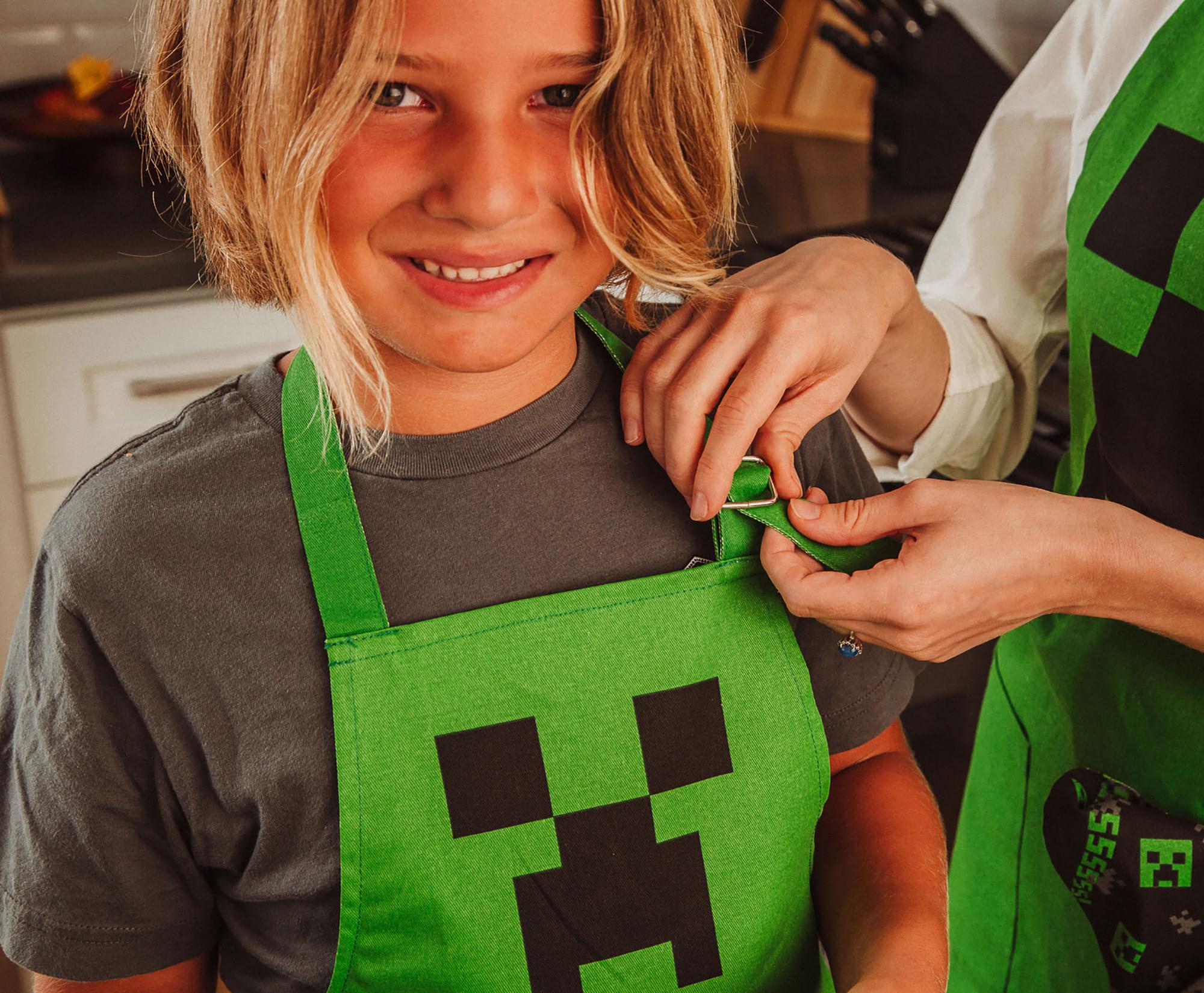 Minecraft Green Creeper Youth Kitchen Cooking Apron