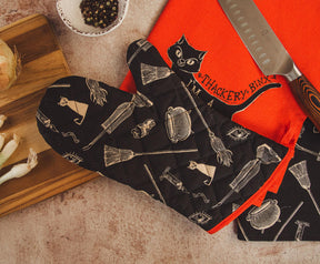 Disney Hocus Pocus Black Kitchen Oven Mitt Glove