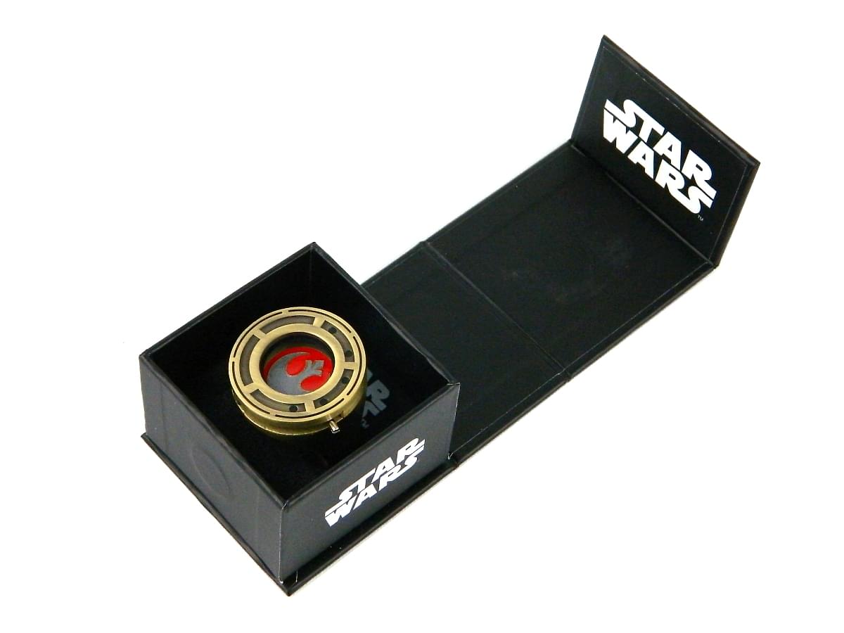 Star Wars The Last Jedi Rose Tico's Prop Replica Resistance Ring with Shutter