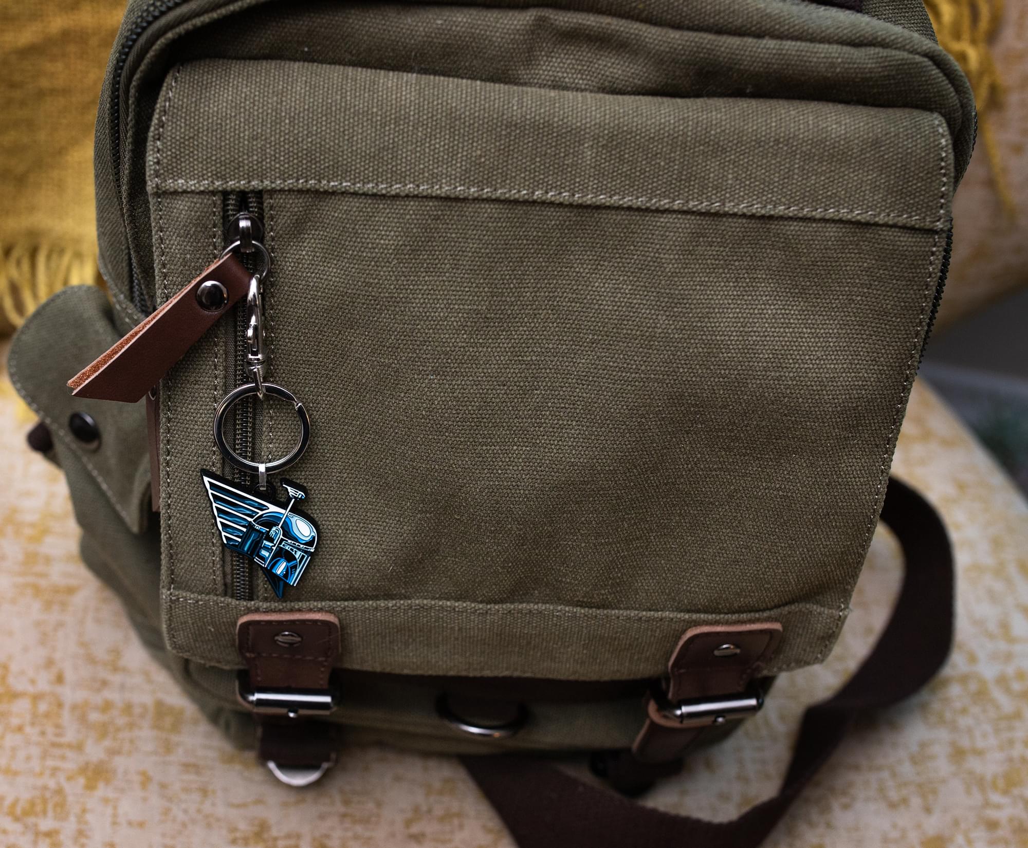 Star Wars: Book of Boba Fett Chrome Helmet Pendant Keychain | Toynk Exclusive
