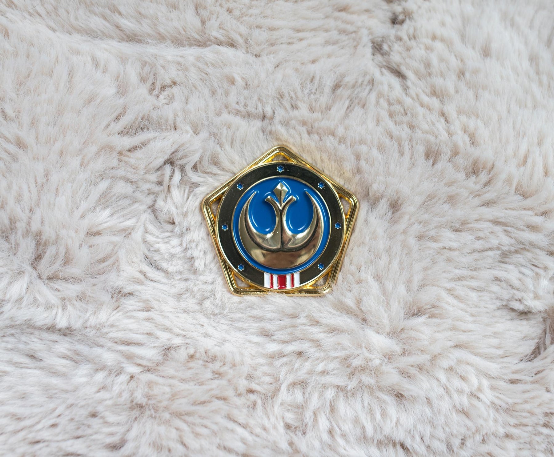 Star Wars: The Mandalorian New Republic Enamel Pin Badge With Magnetic Back