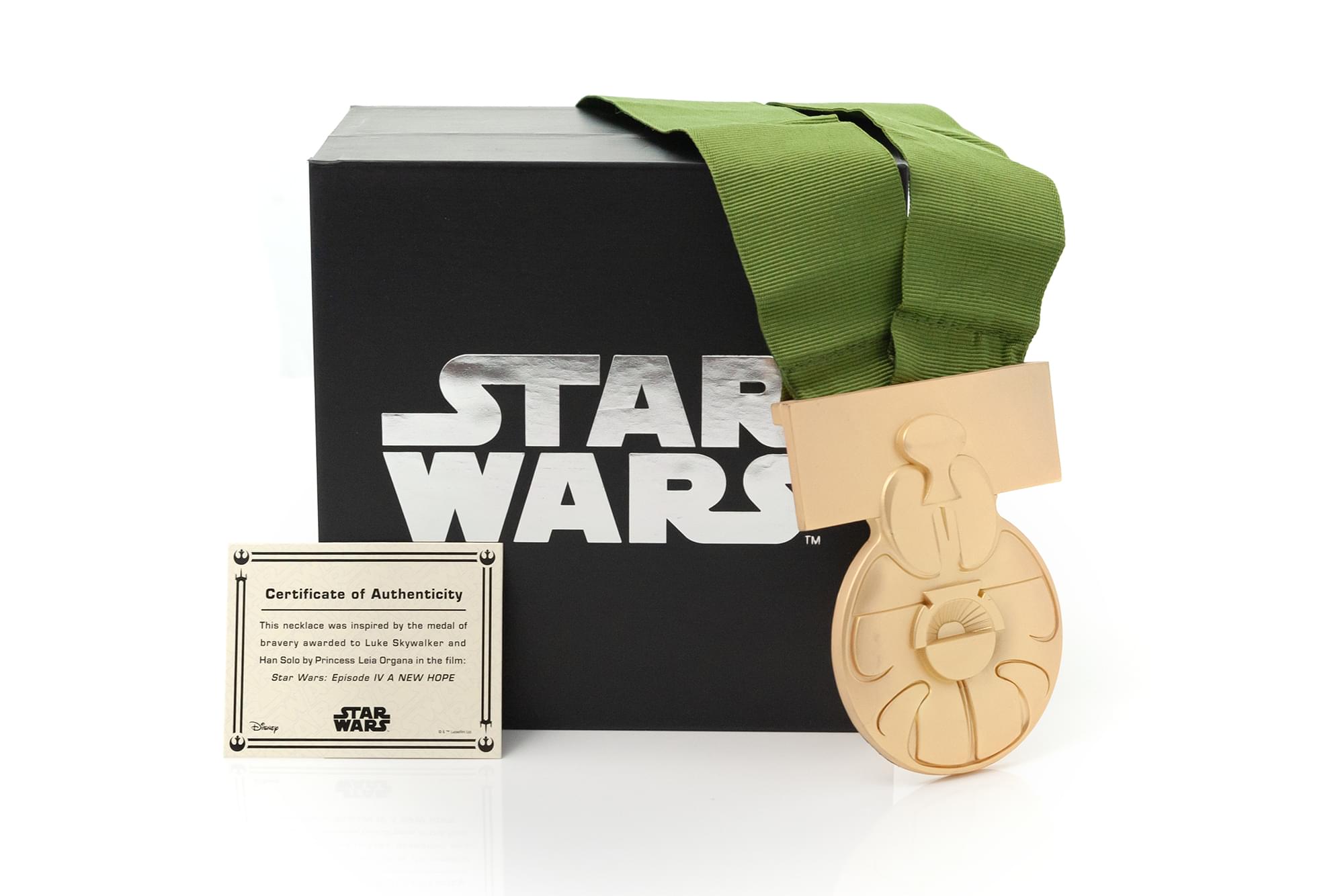 Star Wars Medal of Yavin Gold Plated 1:1 Scale Licensed Prop Replica