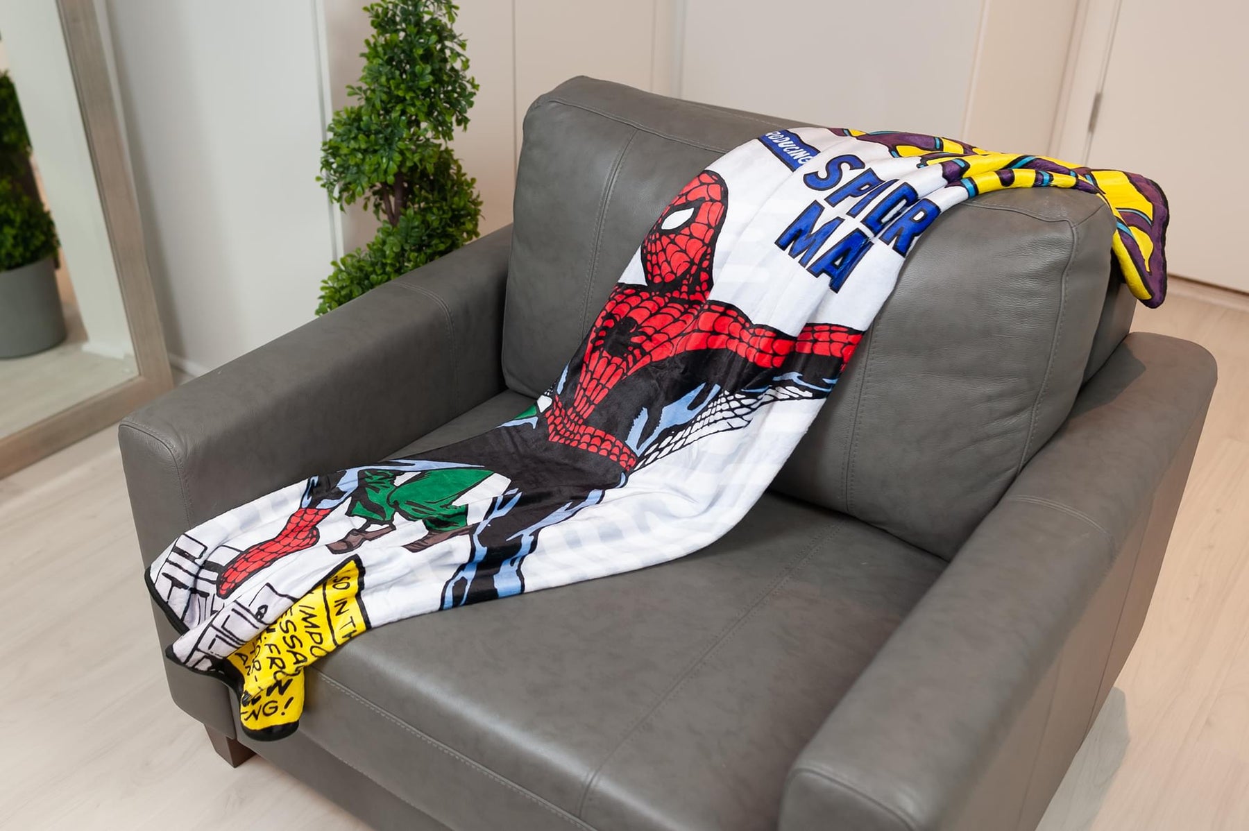 Marvel Spider-Man Amazing Fantasy No. 15 Fleece Throw Blanket | 60 x 45 Inches