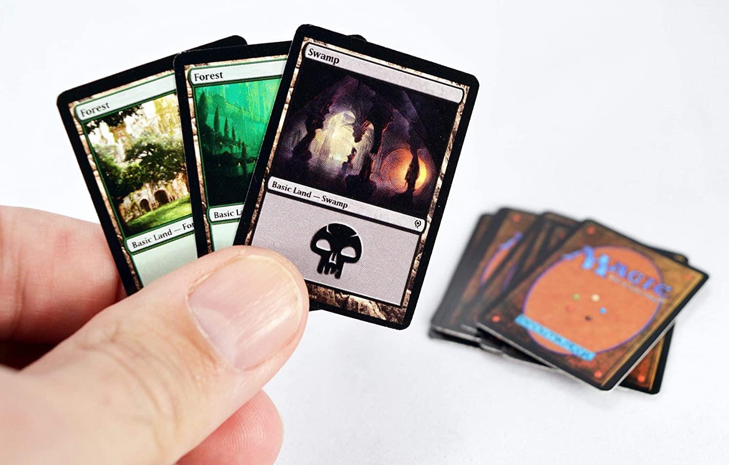 World's Smallest Magic the Gathering Duel Deck Card Game