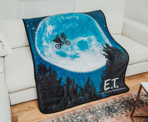 E.T. The Extra-Terrestrial Bike Moon Fleece Throw Blanket | 45 x 60 Inches