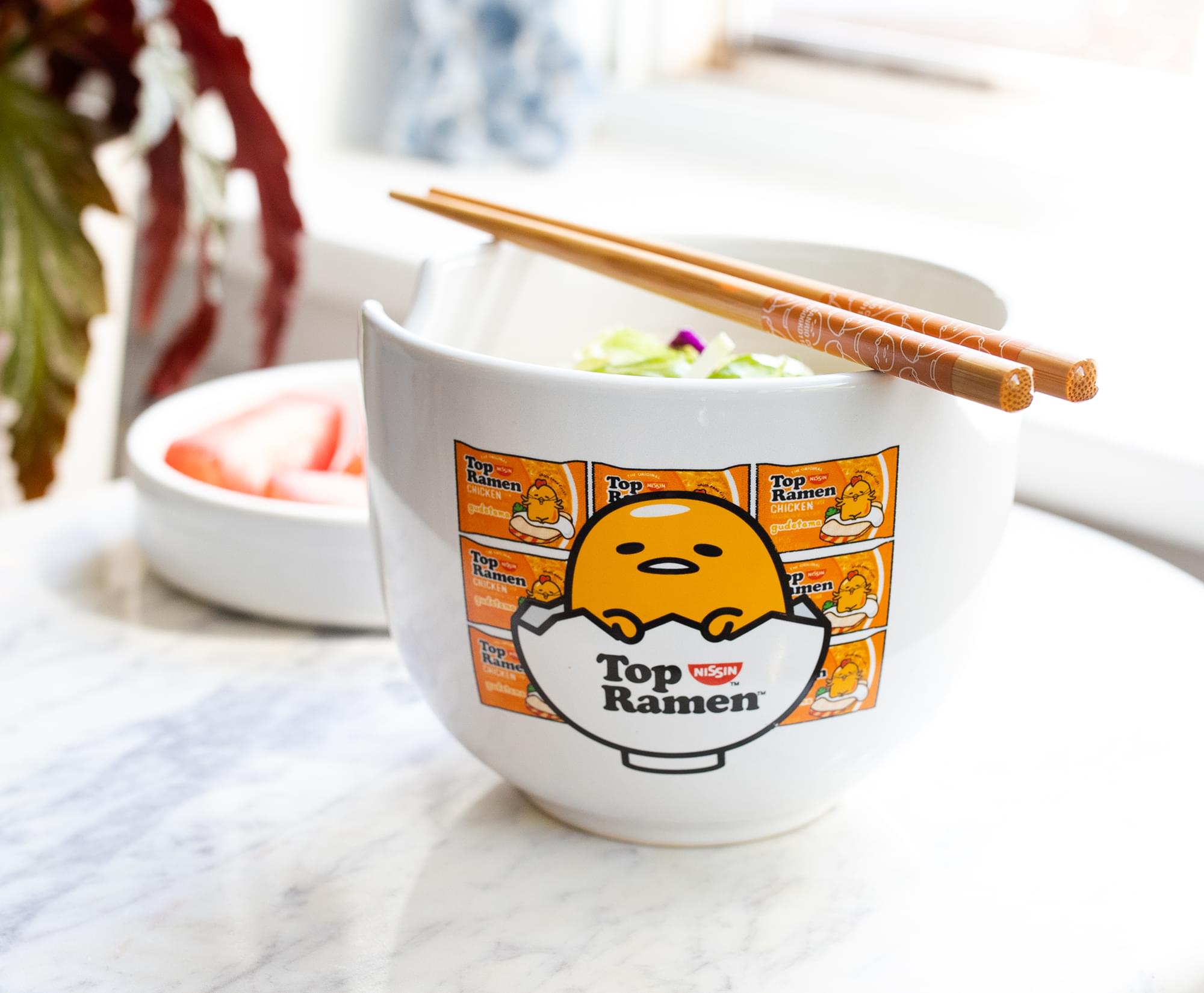 Sanrio Gudetama Top Ramen Japanese Dinner Set | 20-Ounce Ramen Bowl, Chopsticks