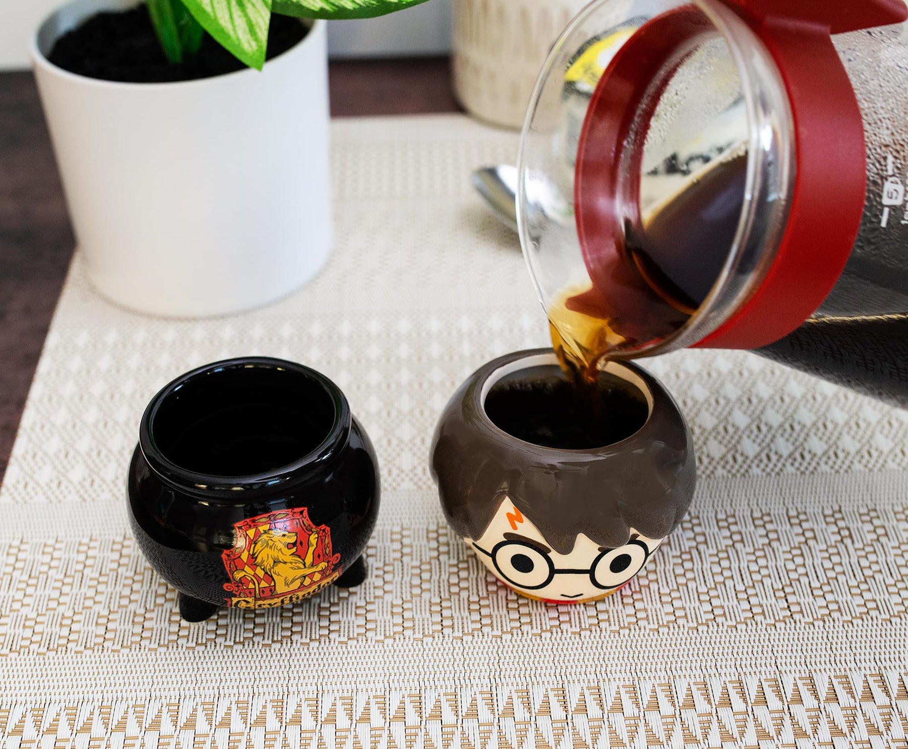 Harry Potter Chibi Harry & Cauldron Sculpted Ceramic Mini Mugs | Set of 2