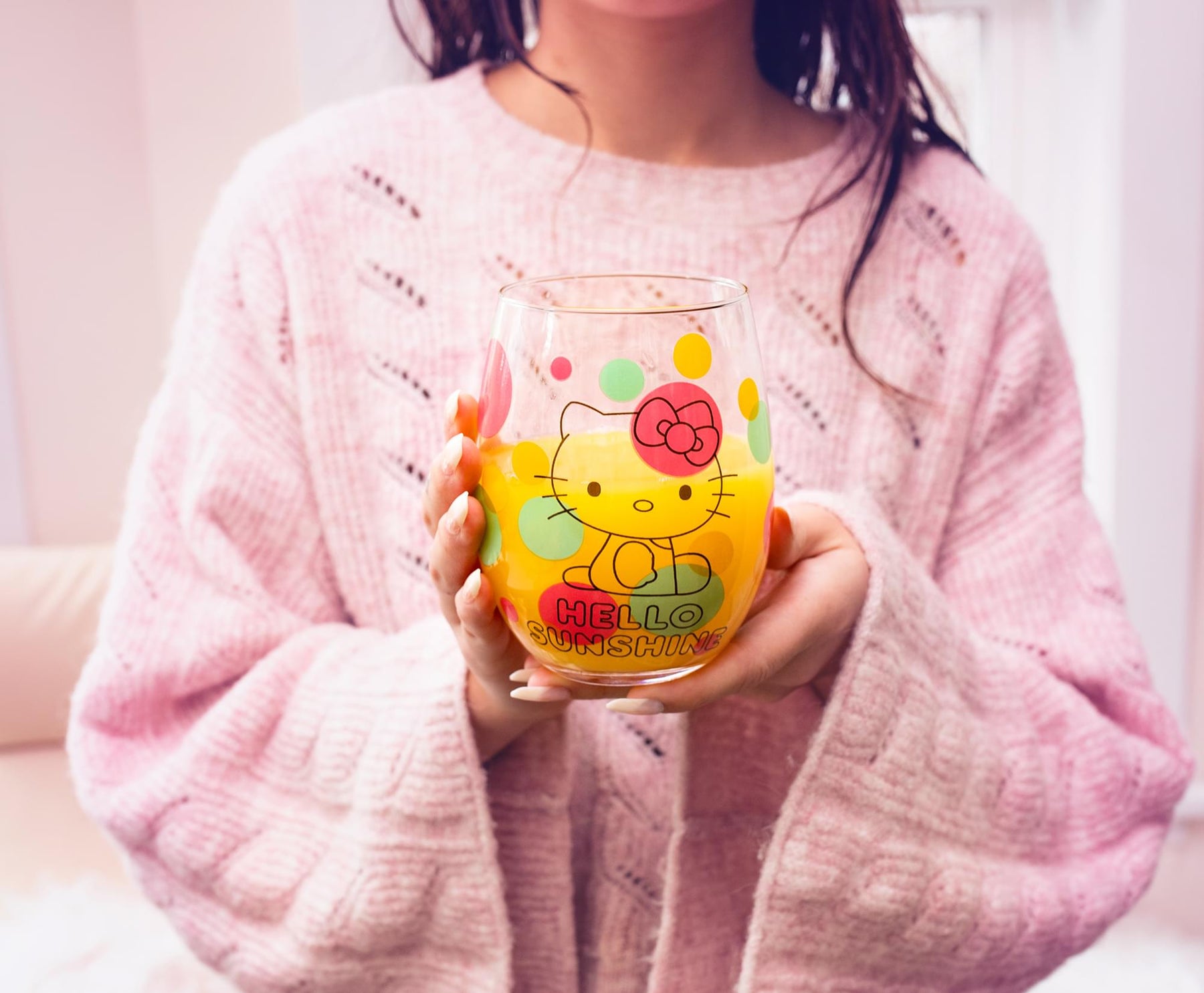 Sanrio Hello Kitty Loves Ice Cream Teardrop Stemless Wine Glass | Holds 20 Ounce