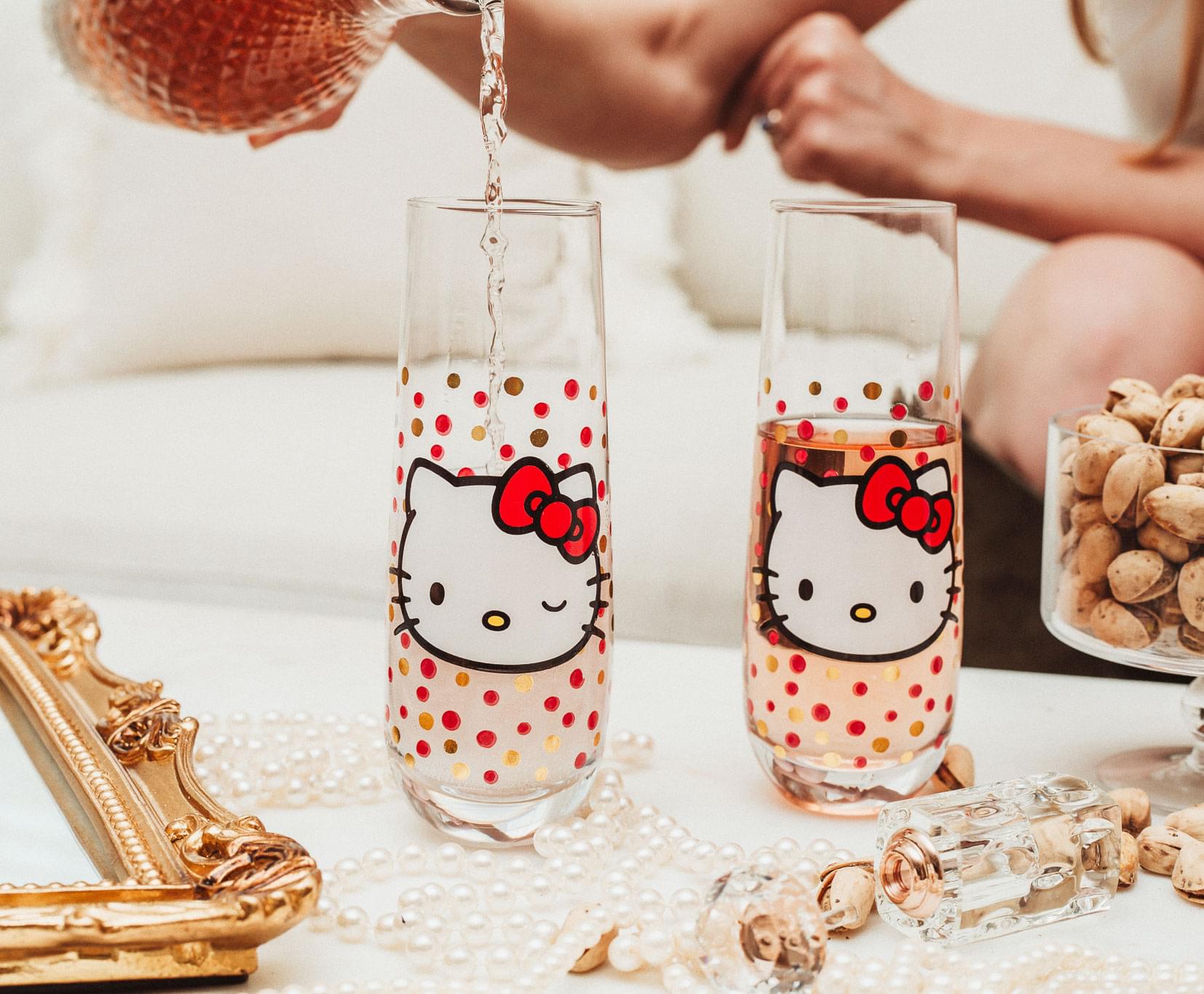 Hello Kitty Polka Dot Portrait 9-Ounce Stemless Fluted Glassware | Set of 2