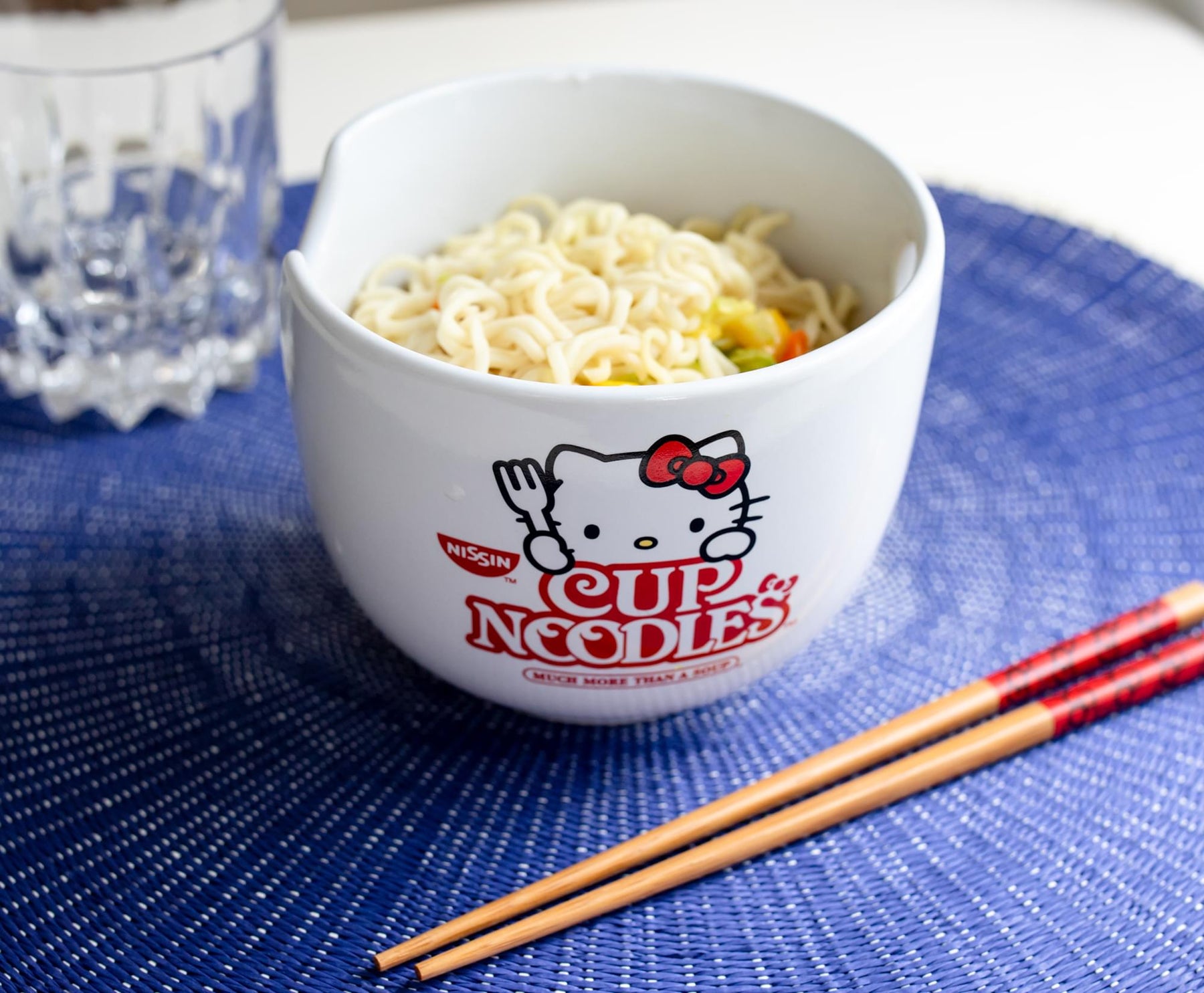 Hello Kitty Cup Noodle Japanese Dinnerware Set | 20-Ounce Ramen Bowl, Chopsticks