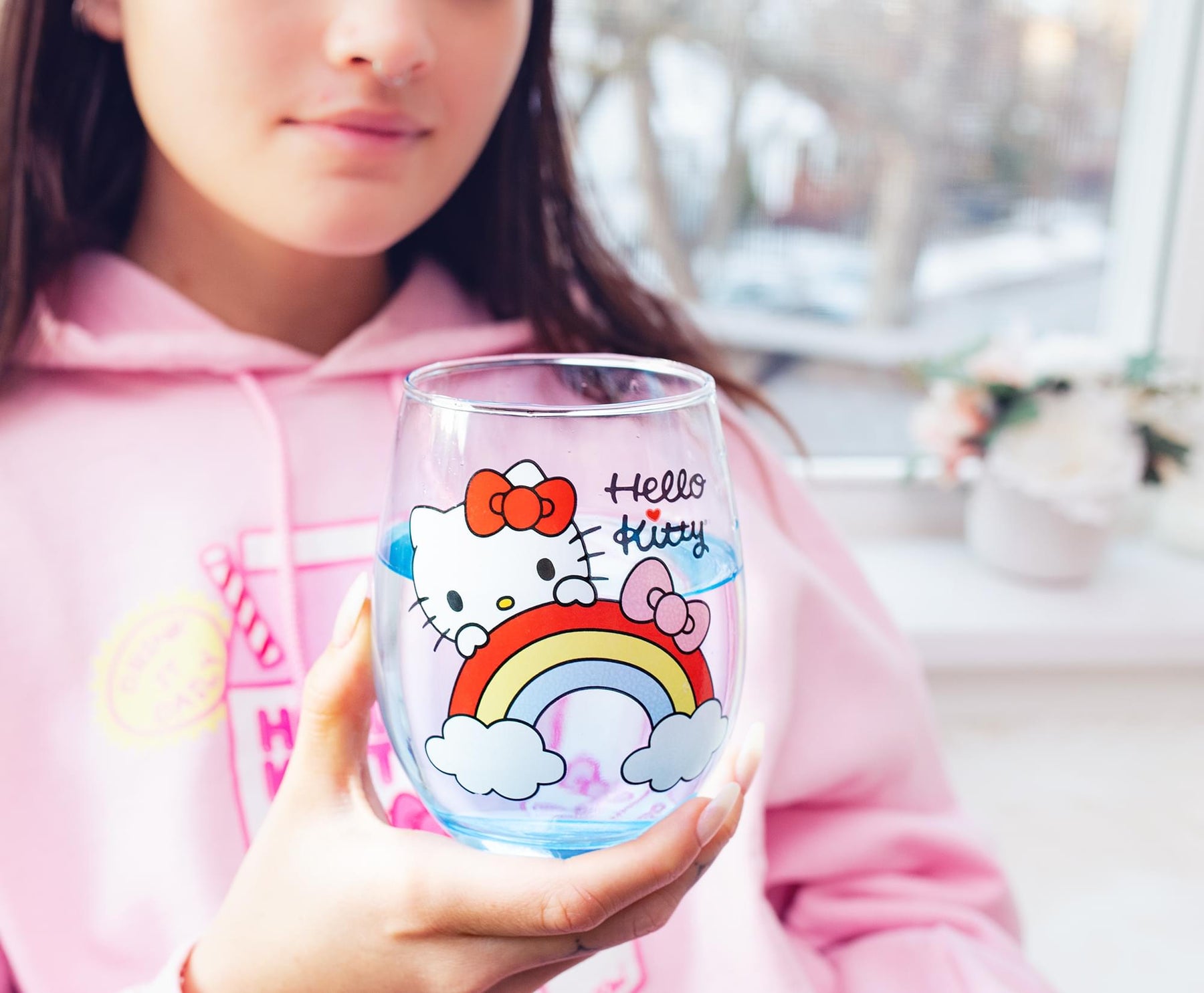 Sanrio Hello Kitty Rainbow Peek Stemless Wine Glass | Holds 20 Ounces