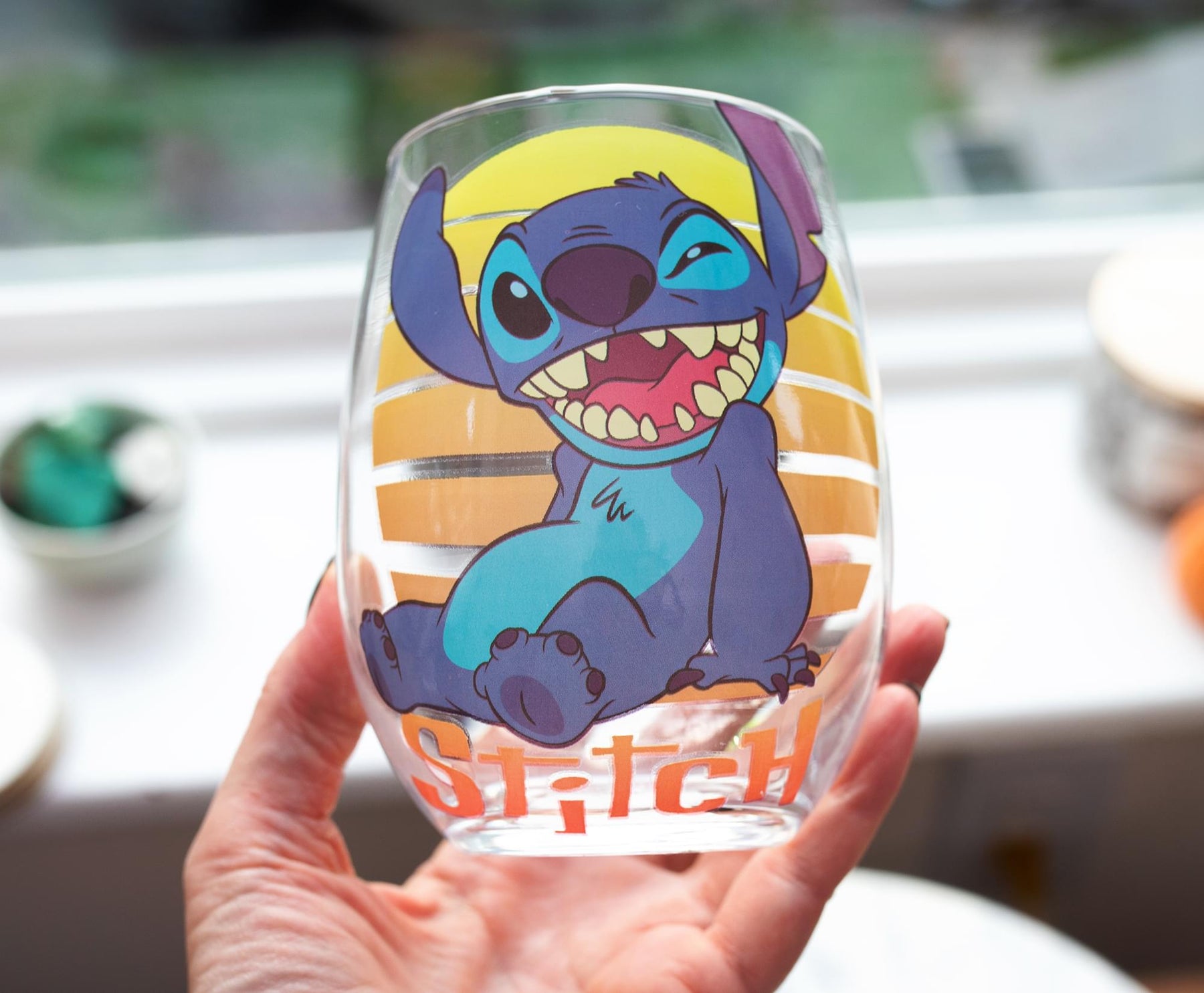 Disney Lilo & Stitch Stemless Wine Glass | Holds 20 Ounces