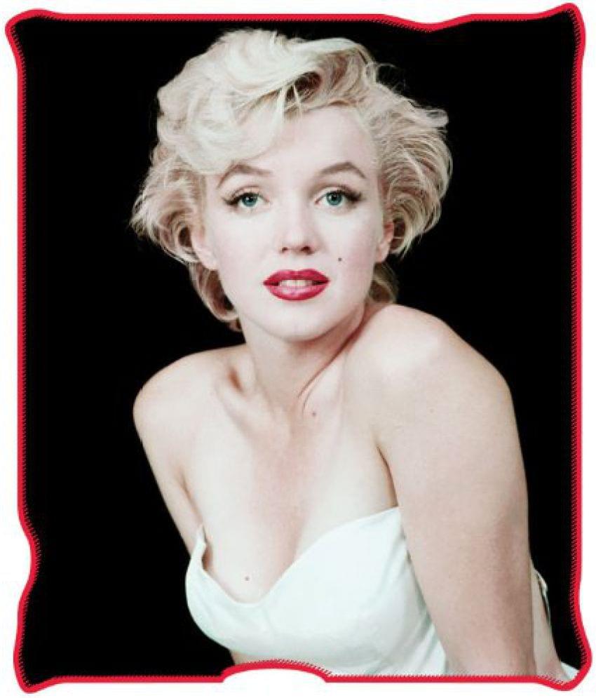 Marilyn Monroe White Dress 50x60 Inch Micro-Plush Throw Blanket