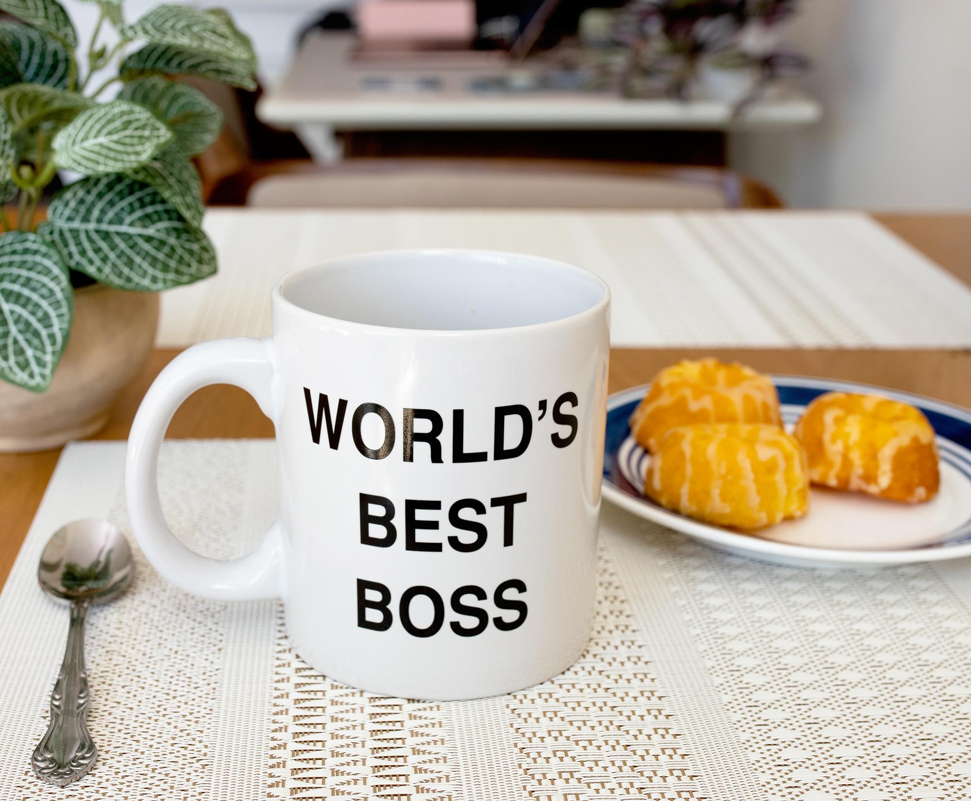 The Office Dunder Mifflin "World's Best Boss" Ceramic Mug | Holds 20 Ounces