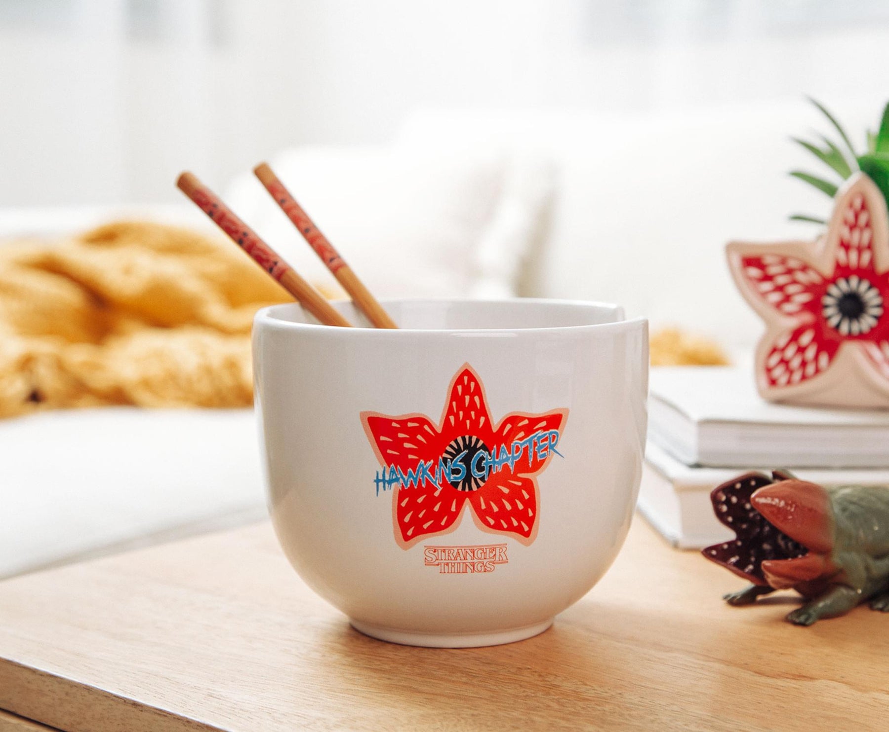 Stranger Things Demogorgon Hunting Crew 20-Ounce Ramen Bowl and Chopstick Set