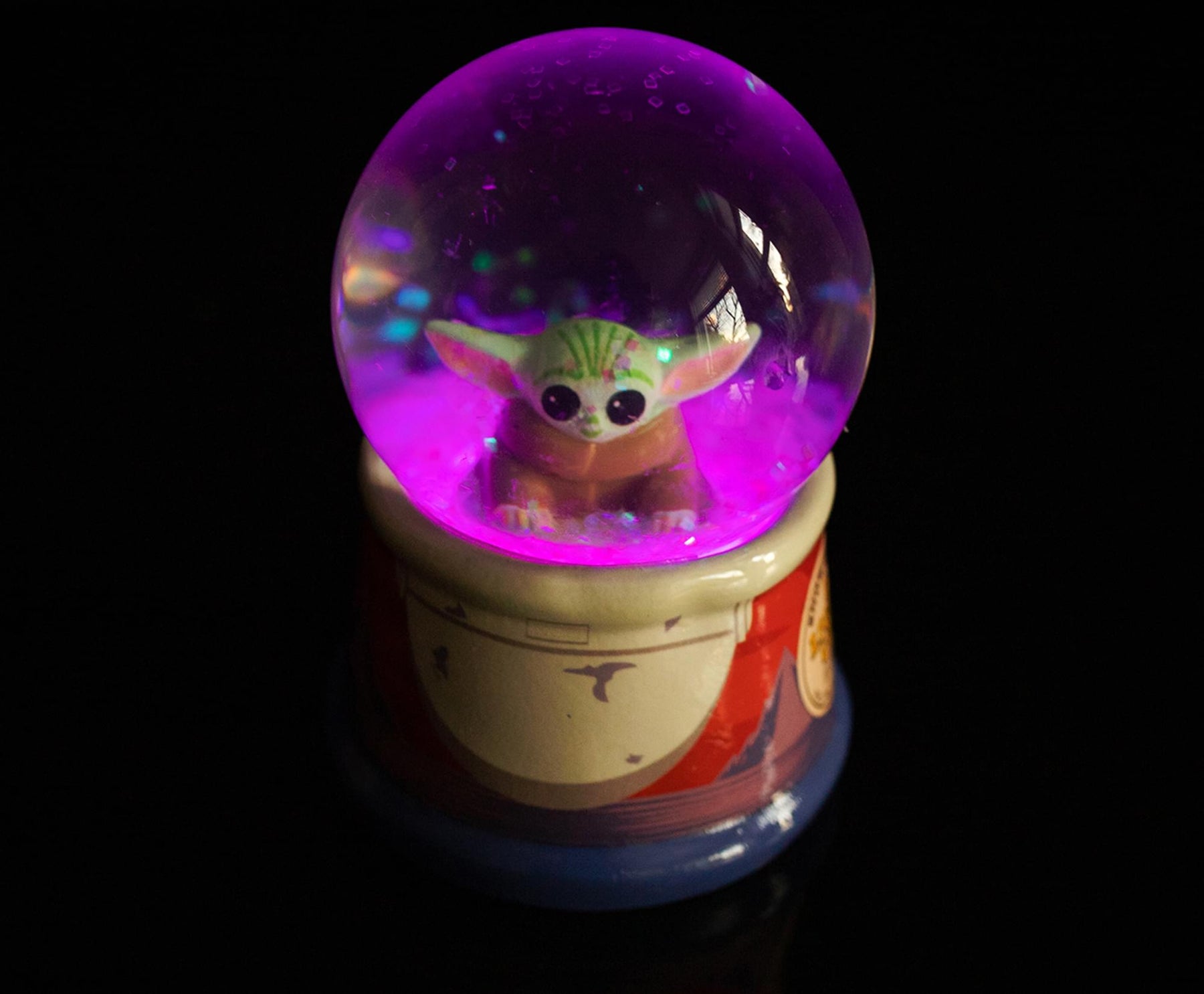 Star Wars: The Mandalorian The Child Hover Pod Light-Up Mini Snow Globe