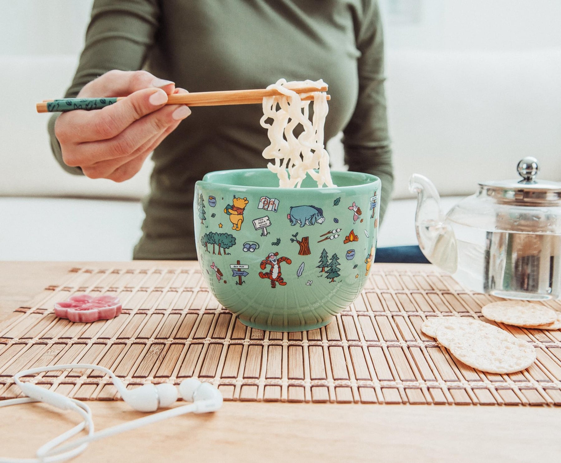 Disney Winnie the Pooh Allover Icons 20-Ounce Ramen Bowl and Chopstick Set