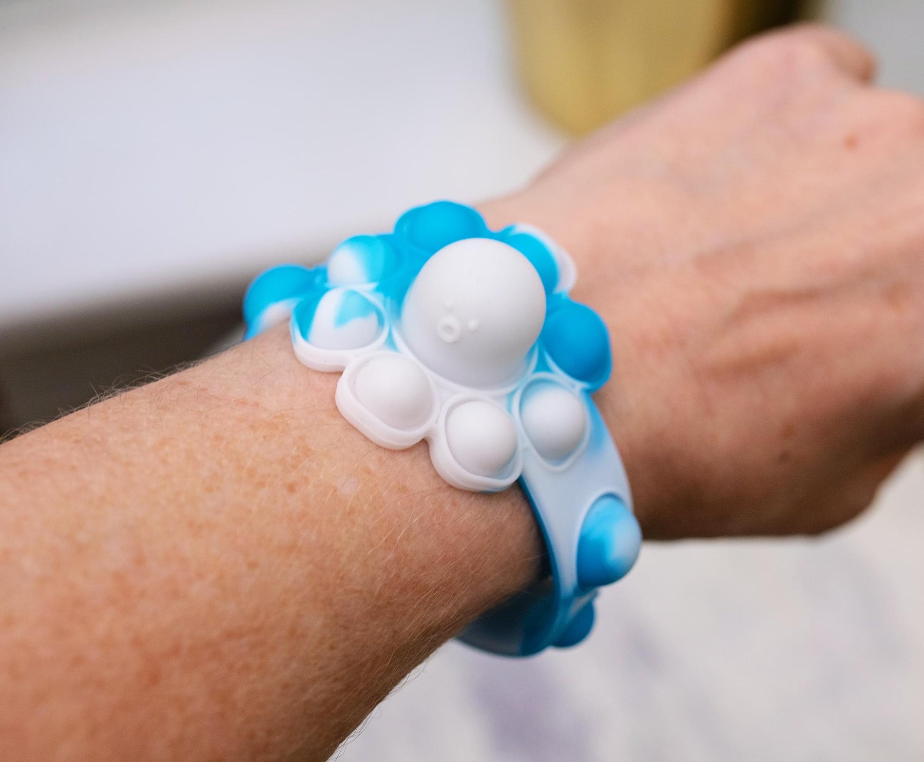 Pop Fidget Toy 13-Button Blue and White Flower Bracelet Accessory