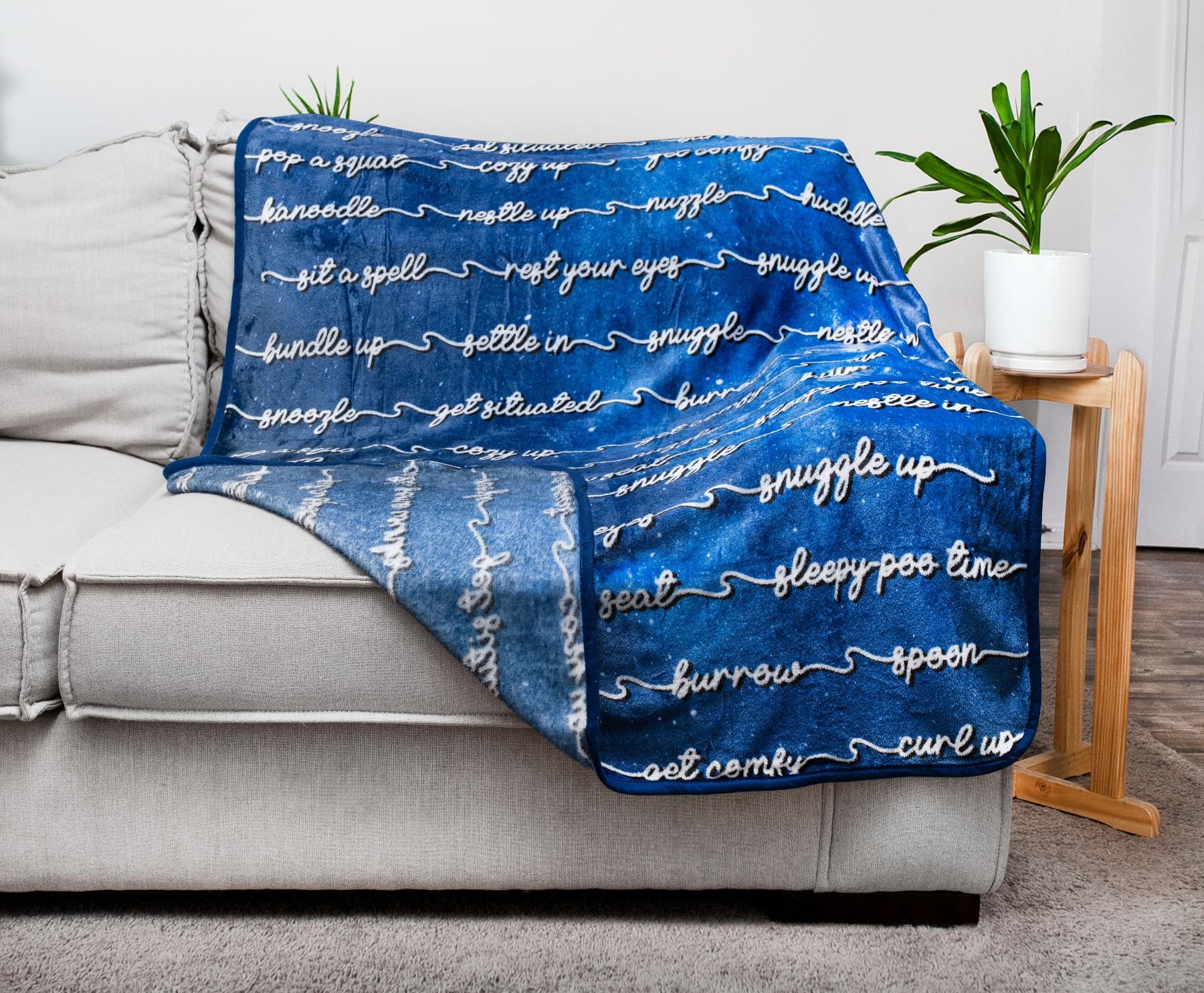Sleepy Time Fleece Throw Blanket | 45 x 60 Inches