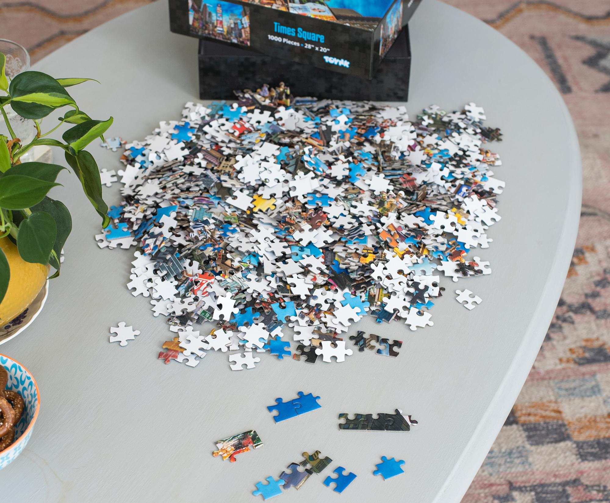 New York Times Square Puzzle | 1000 Piece Jigsaw Puzzle