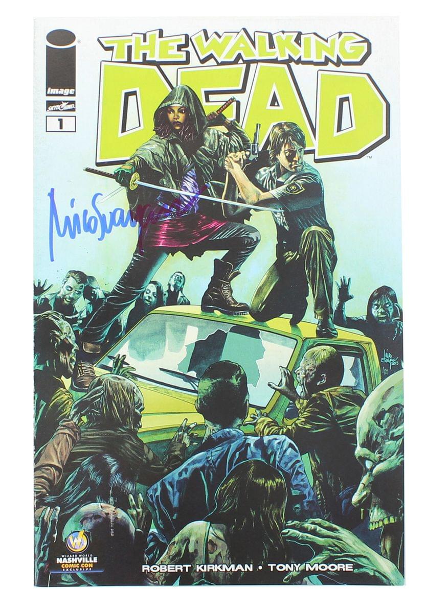 The Walking Dead #1 WW Nashville '13 Exclusive Color Cover Signed By Mico Suayan