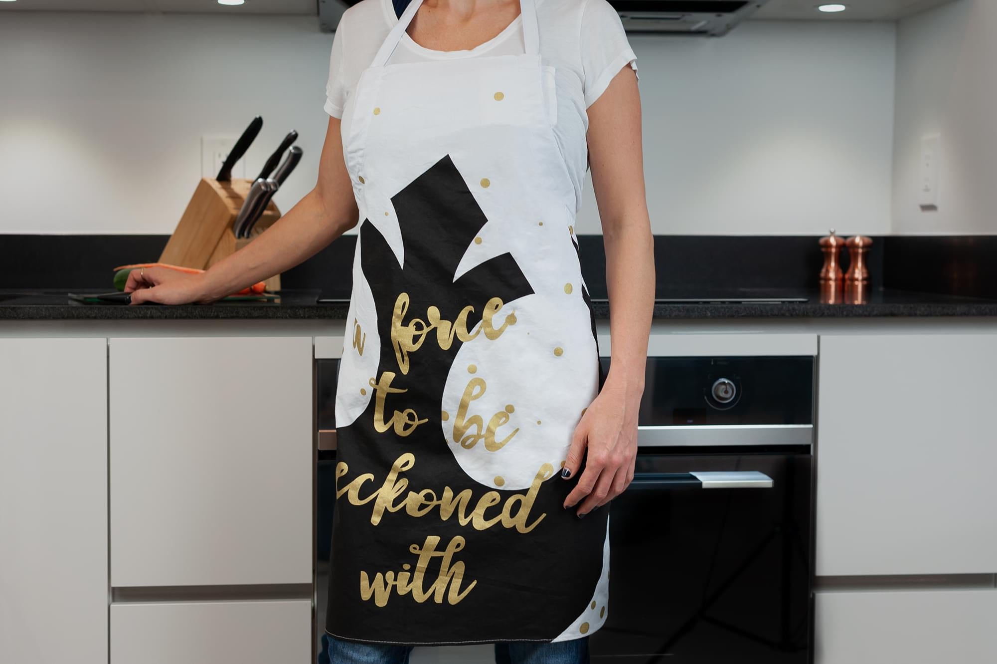 Star Wars White Adult Apron - “A Force To Be Reckoned With” - Rebel Design