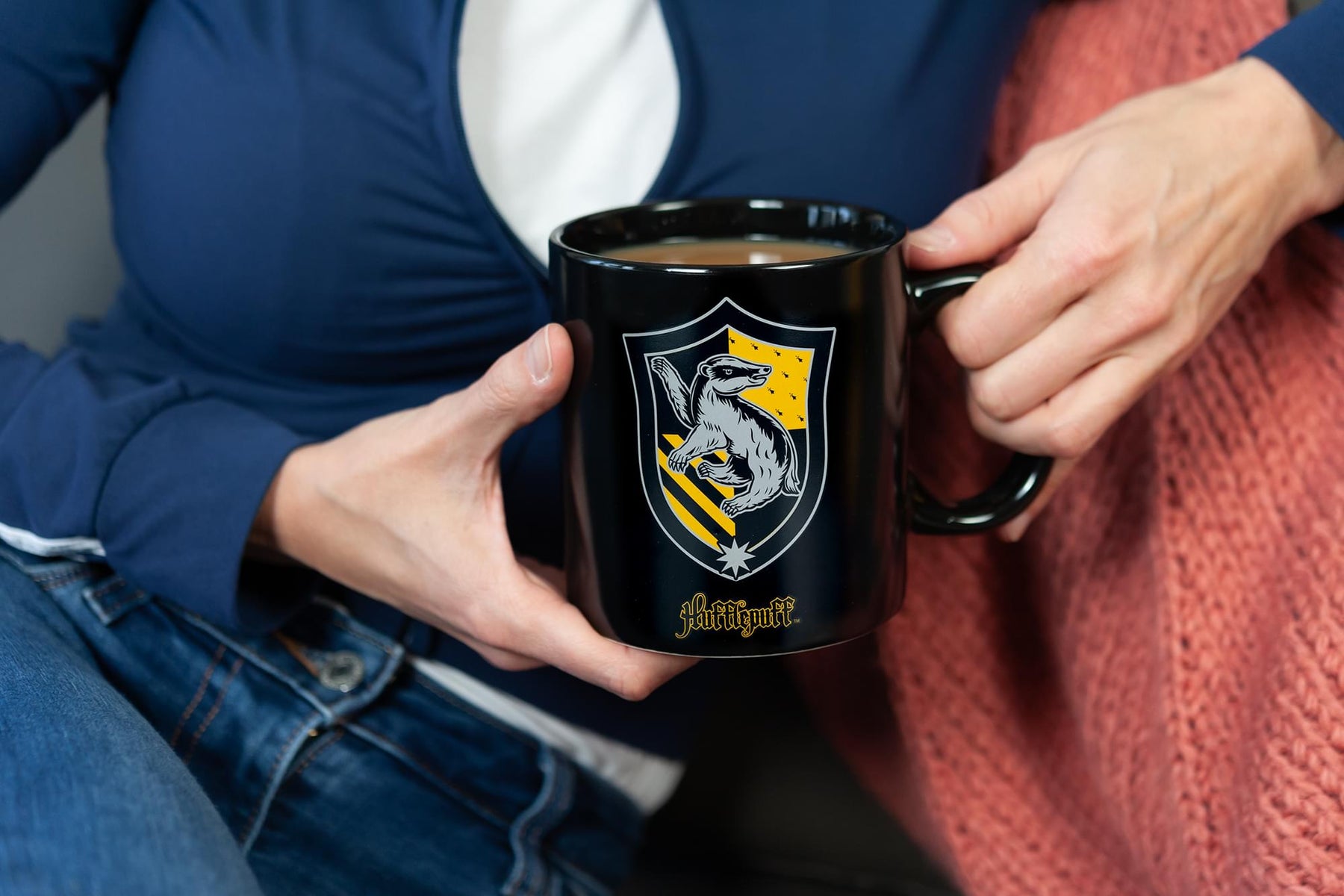 Harry Potter Hufflepuff 20oz Heat Reveal Ceramic Coffee Mug | Color Changing Cup