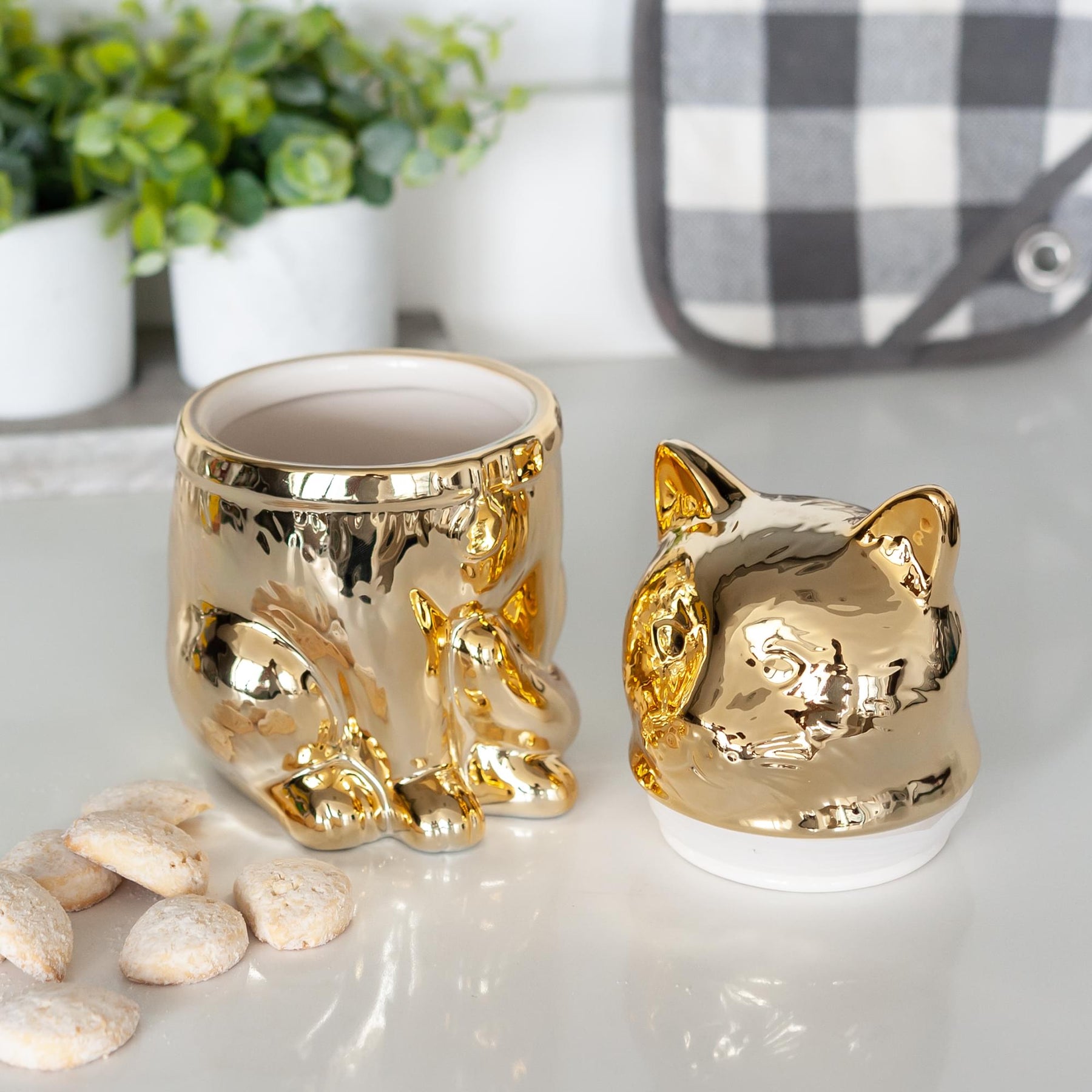 Marvel’s Captain Marvel Goose Gold Electroplated Ceramic Cookie Jar
