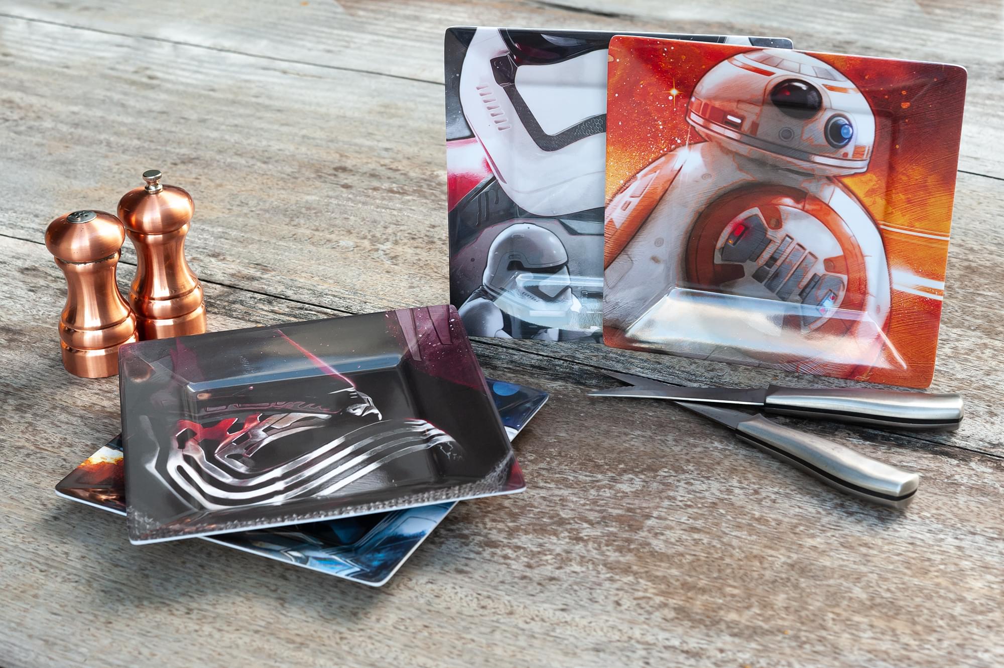 Star Wars Melamine Plate Set - 4 Pieces - Stormtrooper, Kylo Ren, and BB8