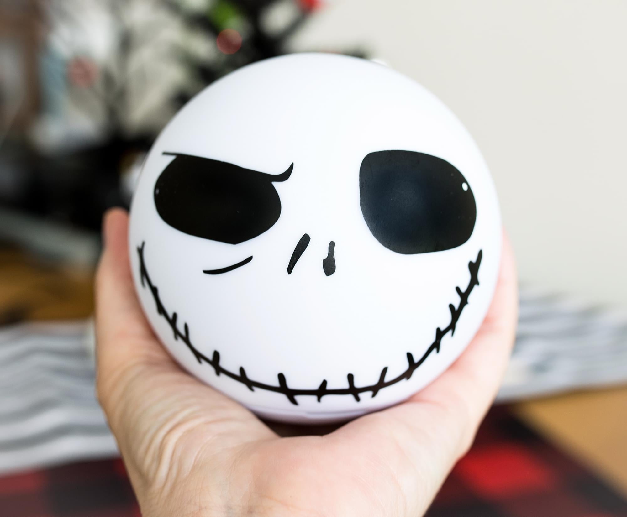 Nightmare Before Christmas Yahtzee Dice Game